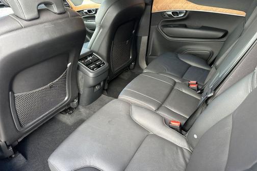 2025 Volvo XC90 B6 Plus 7-Seater