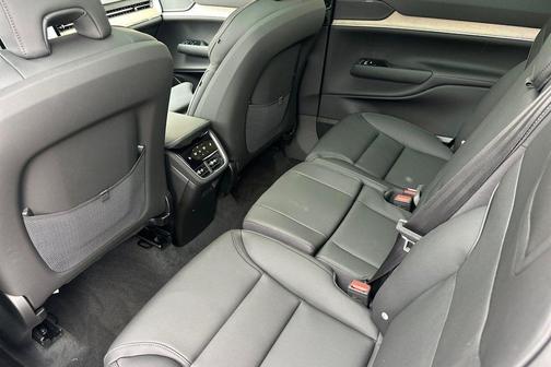 2025 Volvo EX90 Twin Motor Performance Plus