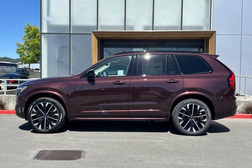 Mulberry Red Metallic 2026 Volvo XC90 Plug-In Hybrid Ultra Dark Theme, T8 AWD, Electric/Gasoline, 7 Seats