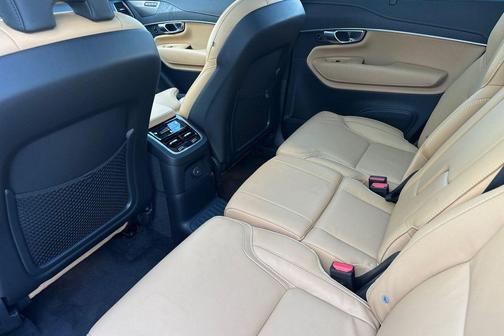 Denim Blue 2025 Volvo XC90 Plug-In Hybrid T8 Ultra 7-Seater