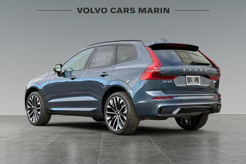 2026 Volvo XC60 B5 Ultra