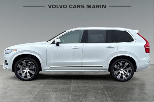 2025 Volvo XC90 B6 Plus 7-Seater