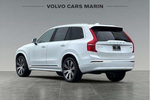 2025 Volvo XC90 B6 Plus 7-Seater