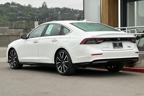 2023 Honda Accord Hybrid Touring