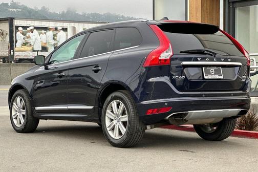 2016 Volvo XC60 T5 Platinum