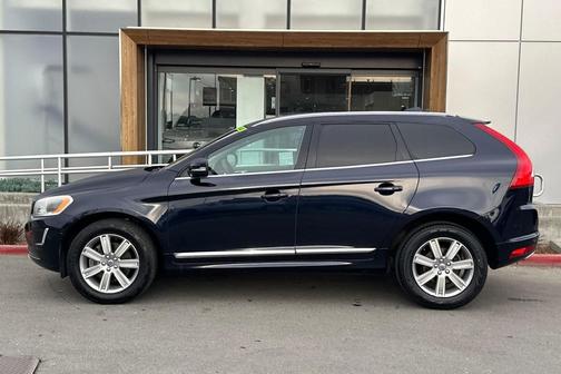 2016 Volvo XC60 T5 Platinum