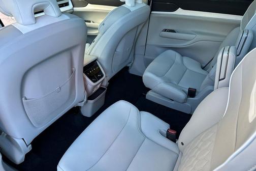 2025 Volvo EX90 Twin Motor Plus