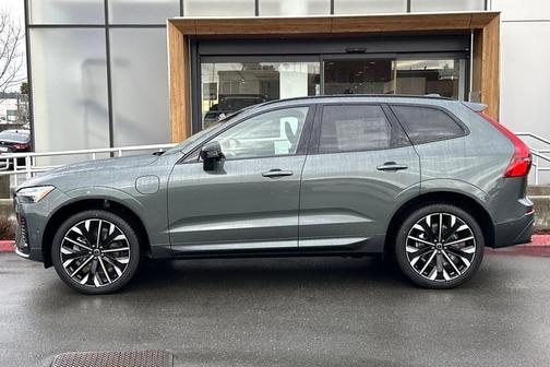 2026 Volvo XC60 Plug-In Hybrid Ultra, T8 AWD Electric/Gasoline, Dark