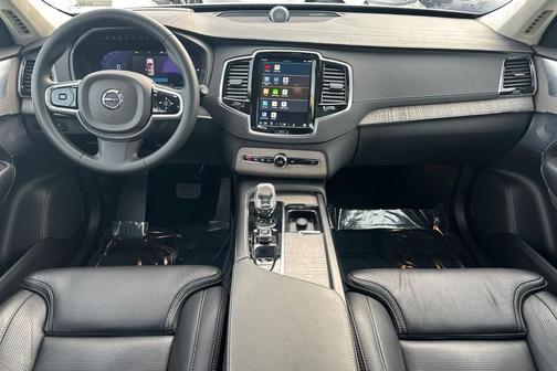 2023 Volvo XC90 Recharge Plug-In Hybrid T8 Ultimate Bright Theme 7-Seater