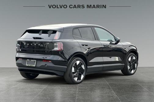 2025 Volvo EX30 Twin Motor Ultra