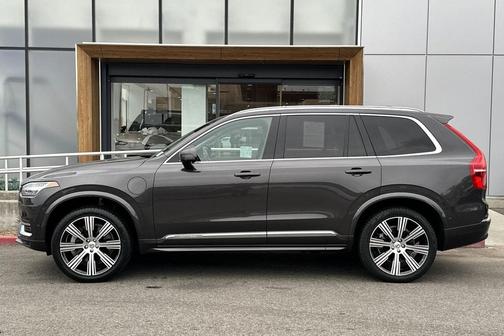 2023 Volvo XC90 Recharge Plug-In Hybrid T8 Plus Bright Theme 7-Seater