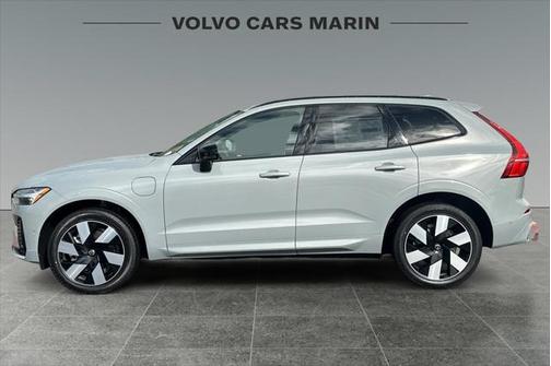 2025 Volvo XC60 Plug-In Hybrid T8 Plus