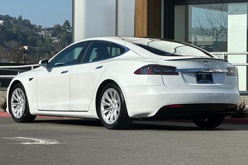 2020 Tesla Model S Performance