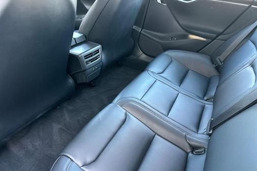 2020 Tesla Model S Performance