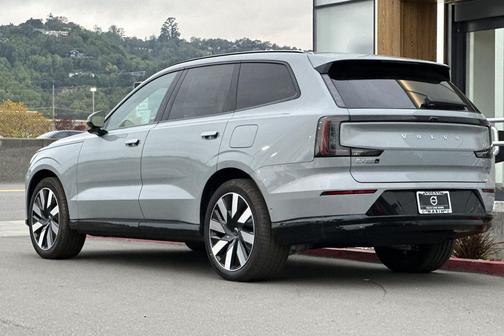 2025 Volvo EX90 Twin Motor Ultra