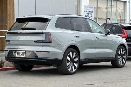 2025 Volvo EX90 Twin Motor Ultra