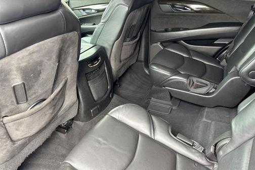 2017 Cadillac Escalade Platinum