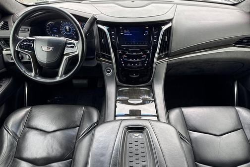 2017 Cadillac Escalade Platinum