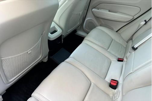 2022 Volvo XC60 Recharge Plug-In Hybrid T8 Inscription