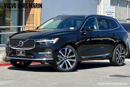 2023 Volvo XC60 Recharge Plug-In Hybrid T8 Ultimate Bright Theme