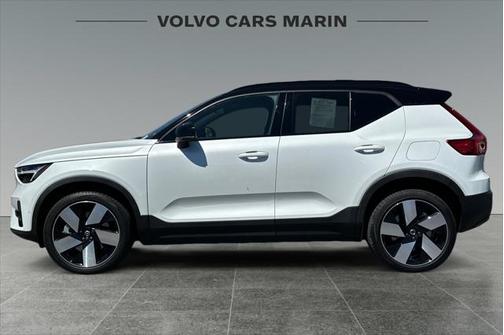 2023 Volvo XC40 Recharge Pure Electric Twin Plus