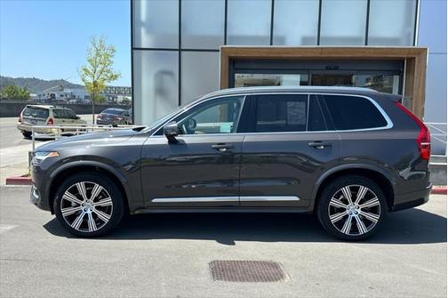 2024 Volvo XC90 B5 Plus Bright Theme