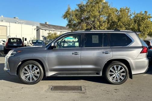 2017 Lexus LX 570 Base