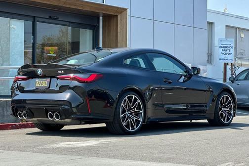 2022 BMW M4 Base