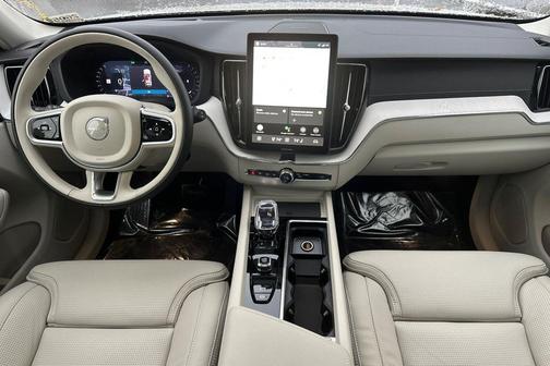 2026 Volvo XC60 B5 Ultra