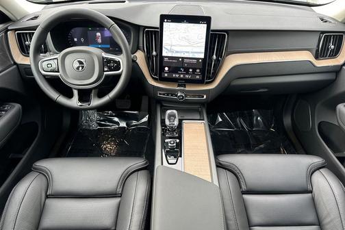 2026 Volvo XC60 B5 Ultra