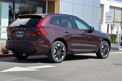 Mulberry Metallic 2026 Volvo XC60 Plug-In Hybrid Ultra, T8 AWD Electric/Gasoline, Dark