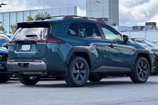 Everest 2026 Toyota RAV4 Woodland