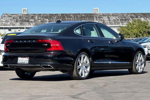 2017 Volvo S90 T6 Inscription