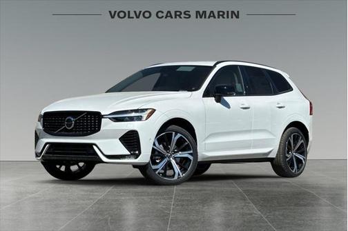 2025 Volvo XC60 B5 Ultra