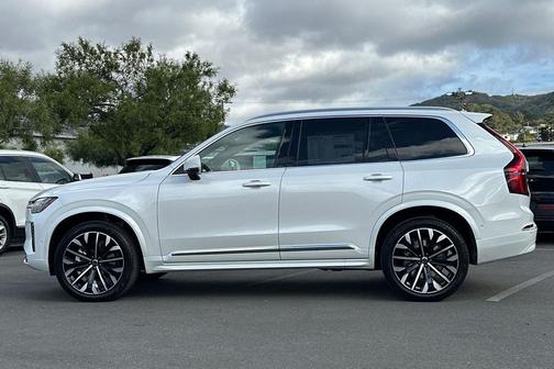 2026 Volvo XC90 B6 Plus 7-Seater
