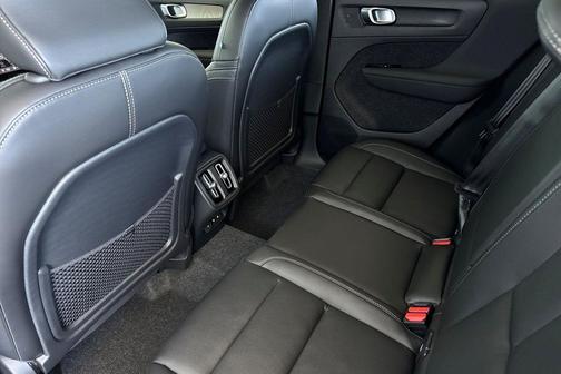 Denim Blue 2026 Volvo XC40 Core, B5 AWD Gas (mild hybrid), Dark