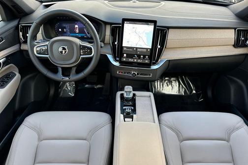 2026 Volvo XC90 Plus, B5 AWD Gas (mild hybrid), Gasoline, Bright, 7 Seats