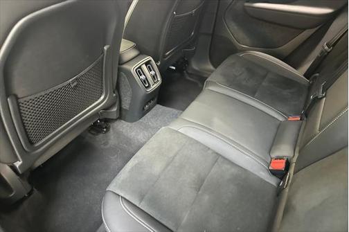 2022 Volvo XC40 Recharge Pure Electric P8 Twin Plus