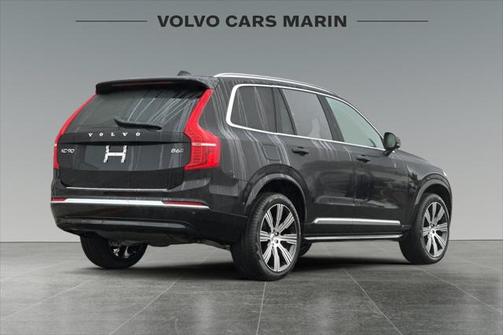 2025 Volvo XC90 B6 Plus 7-Seater