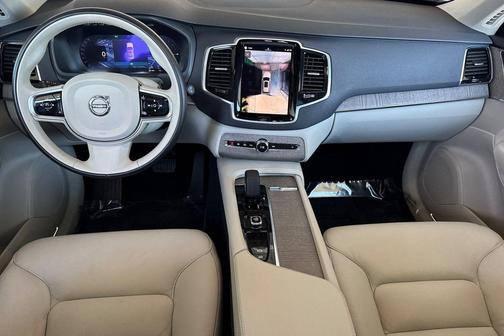2024 Volvo XC90 Recharge Plug-In Hybrid T8 Plus Bright Theme 7-Seater