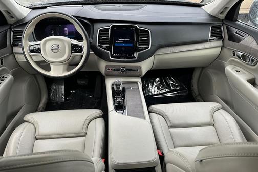 2023 Volvo XC90 Recharge Plug-In Hybrid T8 Ultimate 6-Seater