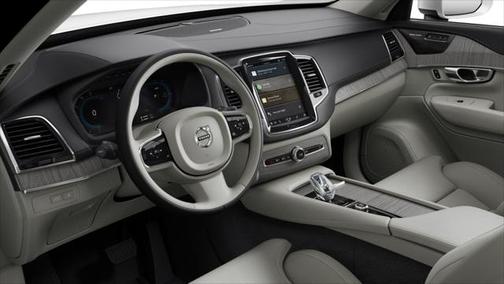 2025 Volvo XC90 Plug-In Hybrid T8 Ultra 7-Seater