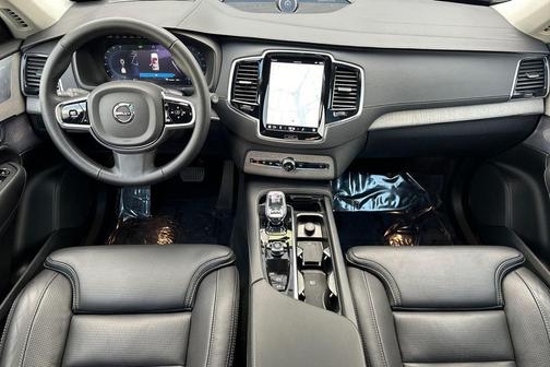 2025 Volvo XC90 B6 Ultra