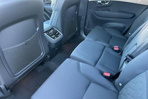 2026 Volvo XC90 Plus, B5 AWD Gas (mild hybrid), Gasoline, Bright, 7 Seats