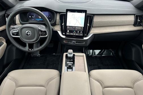 2026 Volvo XC90 B6 Plus 7-Seater