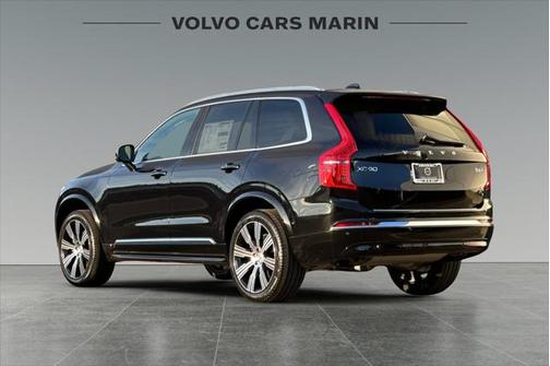 2025 Volvo XC90 B6 Plus 7-Seater