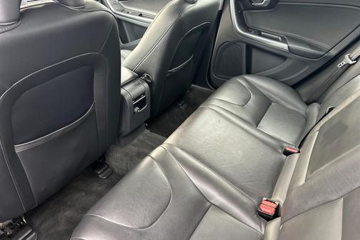 2015 Volvo V60 T5 Premier Plus