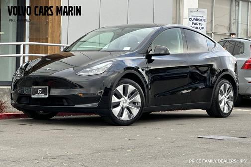 2023 Tesla Model Y Long Range Dual Motor All-Wheel Drive