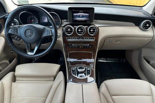 2019 Mercedes-Benz GLC 300 4MATIC