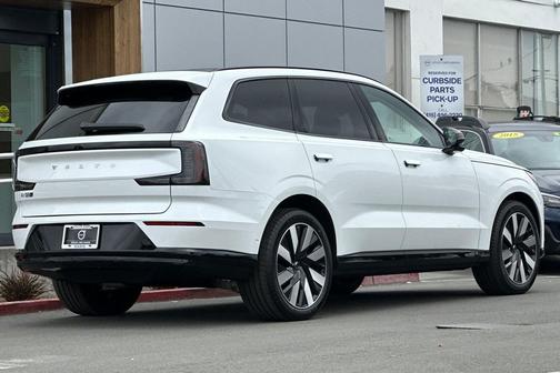 2025 Volvo EX90 Twin Motor Ultra